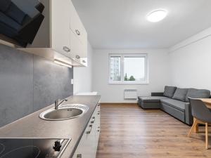 Prodej bytu 1+kk, Praha - Hloubětín, Kukelská, 23 m2