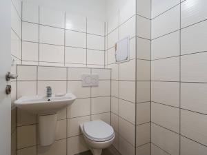 Pronájem bytu 2+kk, Praha - Letňany, Třinecká, 51 m2