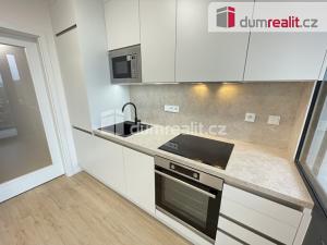 Pronájem bytu 1+kk, Praha - Smíchov, U Lihovaru, 32 m2