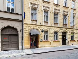 Pronájem restaurace, Praha - Nové Město, V tůních, 180 m2