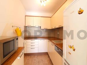 Pronájem bytu 2+kk, Praha - Kobylisy, Šimůnkova, 47 m2