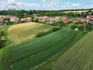 Prodej pozemku, Břežany, 1461 m2