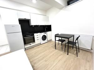 Pronájem bytu 1+kk, Praha - Vysočany, Poděbradská, 25 m2