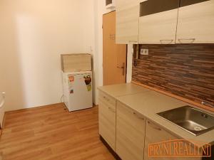 Pronájem bytu 1+1, Uherský Brod, Naardenská, 30 m2