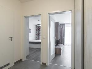 Pronájem bytu 2+kk, Praha - Karlín, Nekvasilova, 60 m2