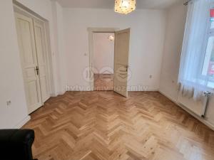 Pronájem obchodního prostoru, Kladno - Rozdělov, Doberská, 180 m2