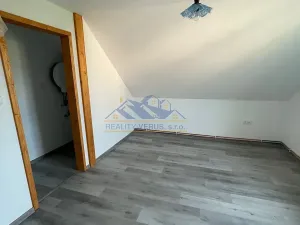 Pronájem bytu 2+kk, Hořovice, Klostermannova, 52 m2