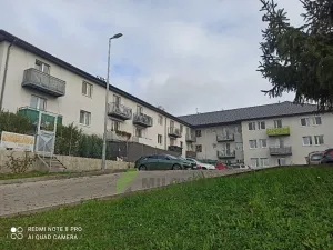 Prodej bytu 1+kk, Milovice, Armádní, 49 m2