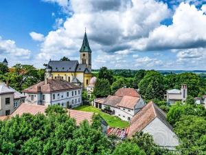 Prodej rodinného domu, Zásmuky, Komenského nám., 600 m2