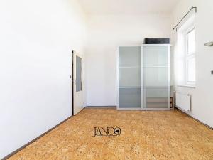 Prodej bytu 2+1, Ivančice, Tovární, 52 m2