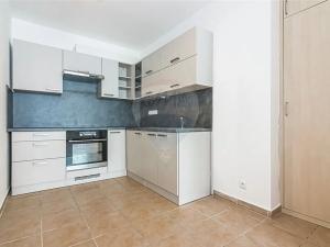 Pronájem bytu 3+kk, Praha - Černý Most, Vašátkova, 63 m2