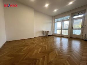 Pronájem bytu 3+kk, Praha - Nusle, Na Pankráci, 71 m2