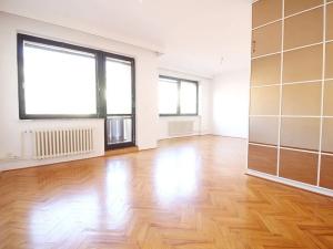 Prodej rodinného domu, Praha - Smíchov, Zdíkovská, 280 m2