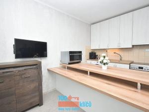 Prodej bytu 2+kk, Praha - Troja, Hnězdenská, 44 m2