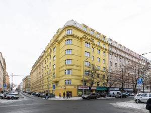 Pronájem bytu 1+kk, Praha - Vinohrady, Lucemburská, 21 m2