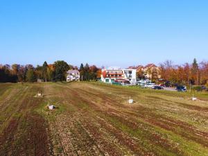 Prodej pozemku pro bydlení, České Budějovice, 11608 m2