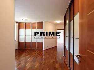 Pronájem vily, Praha - Nebušice, Spojová, 410 m2