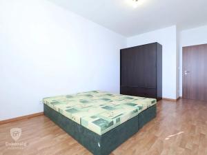 Pronájem bytu 2+kk, Praha - Malešice, Počernická, 53 m2