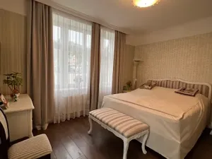 Prodej bytu 2+kk, Karlovy Vary, Poděbradská, 80 m2