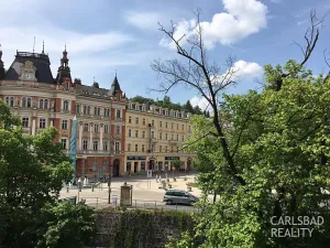 Prodej bytu 3+1, Karlovy Vary, nábřeží Jana Palacha, 91 m2