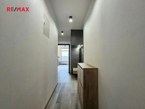 Pronájem bytu 2+kk, Praha - Strašnice, Vinohradská, 58 m2