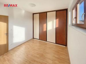 Prodej bytu 2+kk, Praha - Dolní Chabry, Ulčova, 53 m2