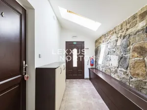 Prodej bytu 1+kk, Líšnice, Spálený Mlýn, 14 m2