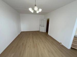 Pronájem bytu 1+kk, Praha - Chodov, Květnového vítězství, 30 m2