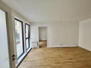 Pronájem bytu 2+kk, Praha - Vinohrady, Varšavská, 48 m2