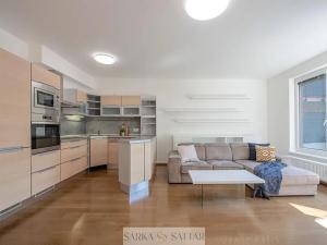 Pronájem bytu 3+kk, Praha - Hlubočepy, Werichova, 81 m2