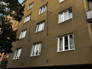 Pronájem bytu 1+kk, Praha - Vršovice, 28. pluku, 32 m2