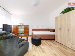 Pronájem bytu 1+kk, Brno - Starý Lískovec, U hřiště, 35 m2