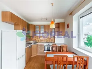 Pronájem bytu 1+kk, Praha - Uhříněves, Saturnova, 34 m2