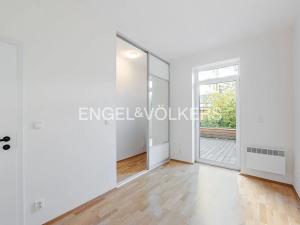 Pronájem bytu 2+kk, Praha - Smíchov, Na pláni, 52 m2