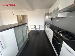 Pronájem bytu 2+kk, Kladno, Vrchlického, 65 m2