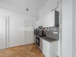 Pronájem bytu 2+1, Praha - Žižkov, Husitská, 46 m2