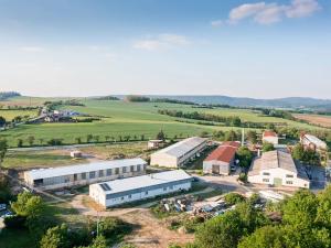 Pronájem komerčního pozemku, Netvořice, 3600 m2