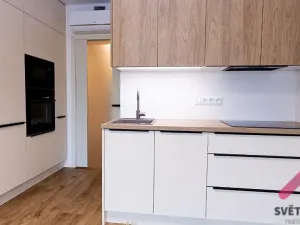 Pronájem bytu 1+kk, Praha - Žižkov, Šrámkové, 34 m2