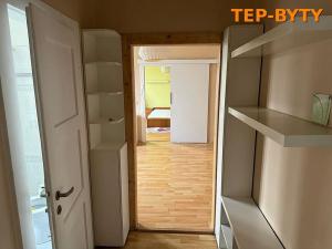 Prodej bytu 2+kk, Teplice, U Vlastního krbu, 44 m2