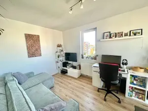 Pronájem bytu 3+kk, Praha - Háje, Loosova, 70 m2