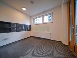 Prodej bytu 1+kk, Praha - Hloubětín, Saarinenova, 35 m2