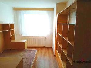 Pronájem bytu 2+kk, Praha - Horní Měcholupy, Modenská, 52 m2