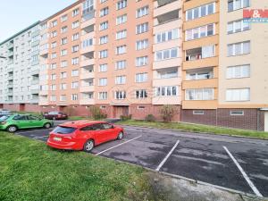 Pronájem bytu 1+kk, Ostrov, Kollárova, 19 m2