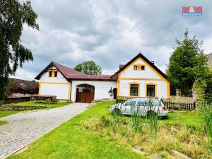 Prodej rodinného domu, Rodná - Nahořany, 276 m2