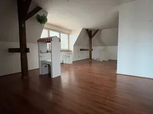 Prodej rodinného domu, Huzová, 290 m2