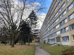 Prodej bytu 3+1, Praha - Prosek, Lovosická, 69 m2