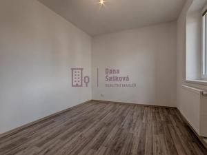 Pronájem bytu 2+kk, Jindřichův Hradec, Rezkova, 50 m2