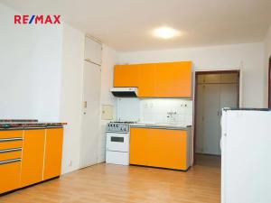 Pronájem bytu 2+kk, Praha - Strašnice, Svojetická, 45 m2