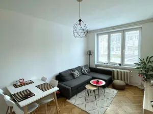 Pronájem bytu 2+kk, Praha - Strašnice, Ke Strašnické, 45 m2