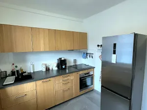 Pronájem bytu 2+kk, Praha - Strašnice, Ke Strašnické, 45 m2